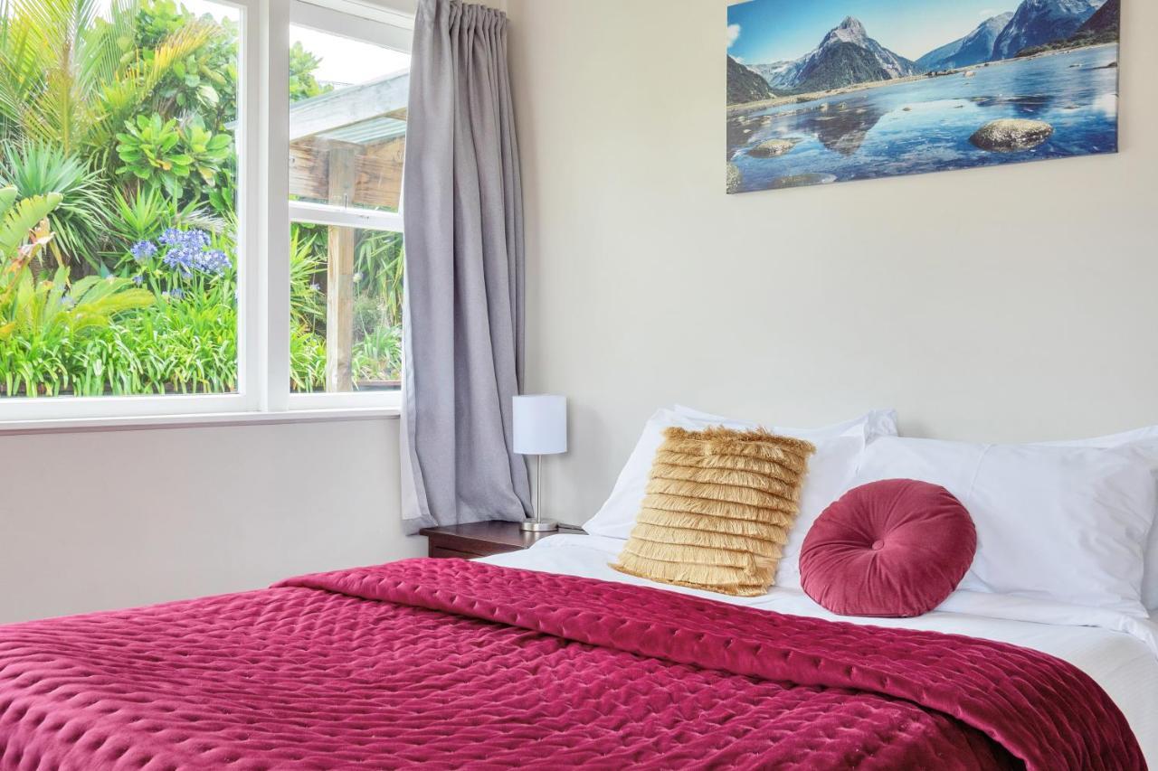 Sunny & Cozy Home Near Western Springs Auckland Exterior foto