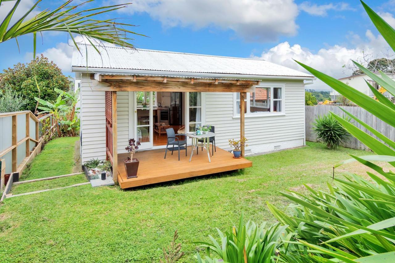 Sunny & Cozy Home Near Western Springs Auckland Exterior foto